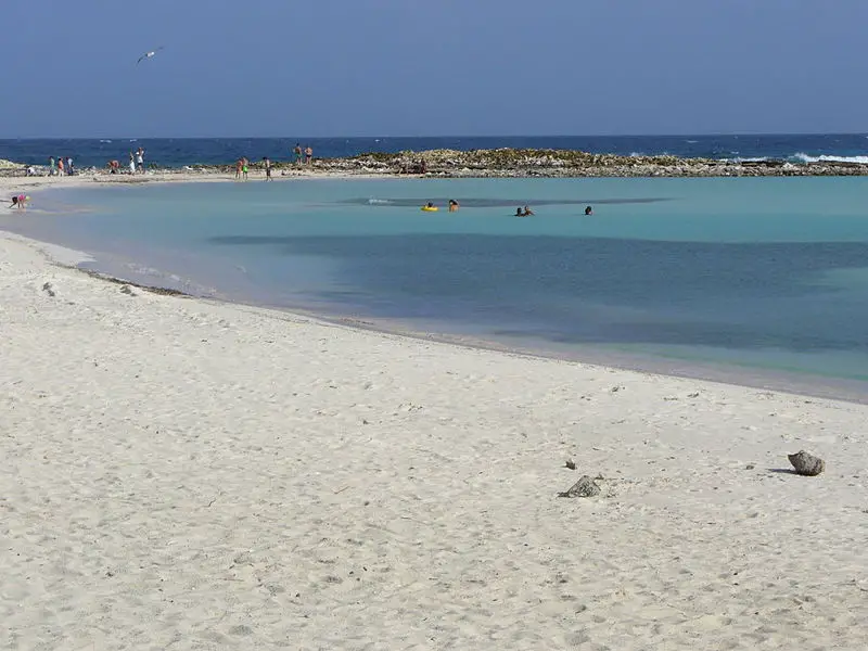File:Baby Beach Aruba.jpg