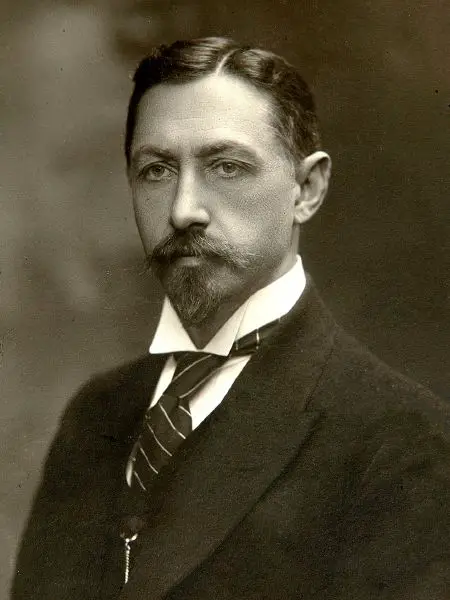File:Bunin.jpg