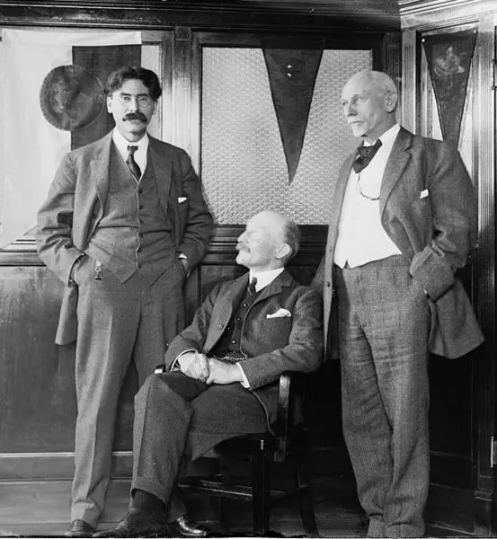 File:Scouting pioneers.jpg