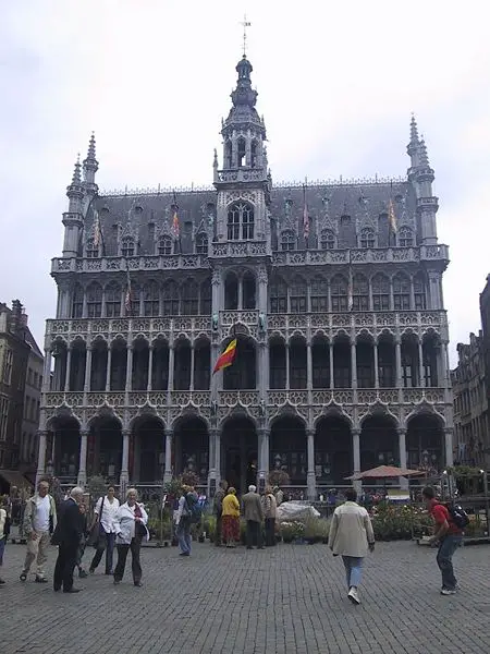 File:Brussel - Broodhuis.jpg