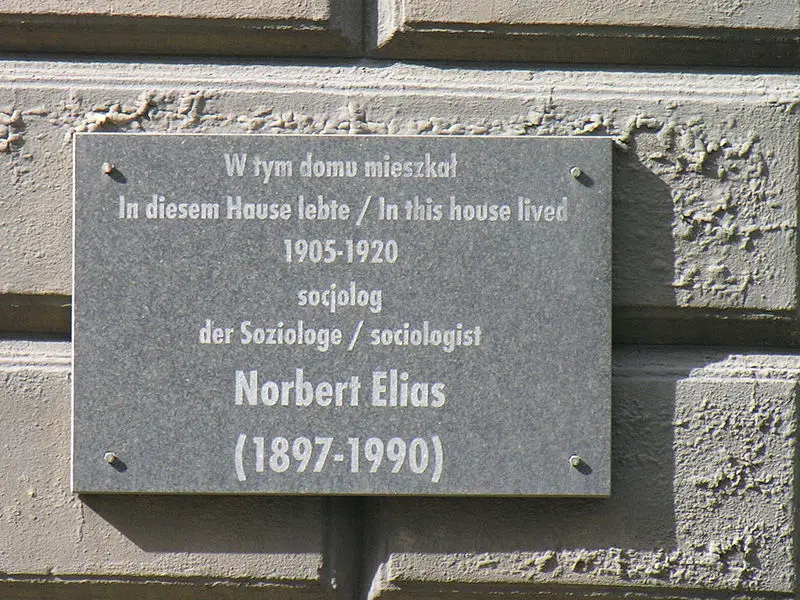 File:Elias-tablica.JPG