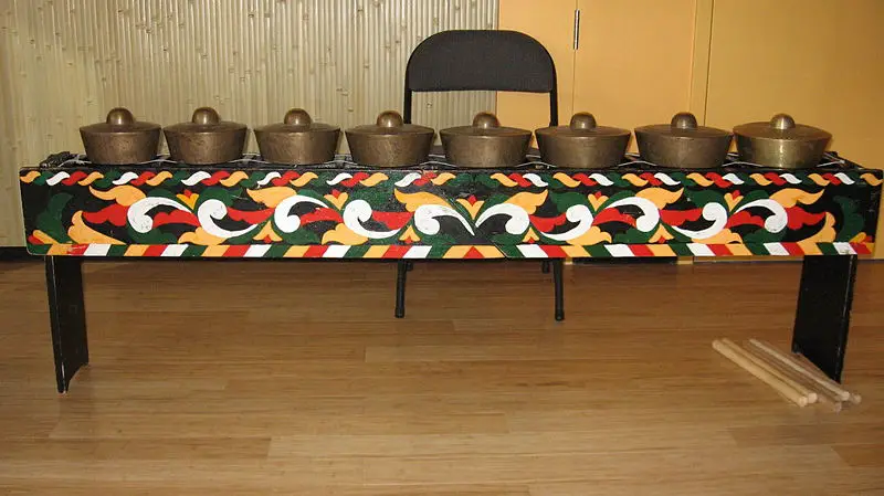 File:Kulintang 03.jpg
