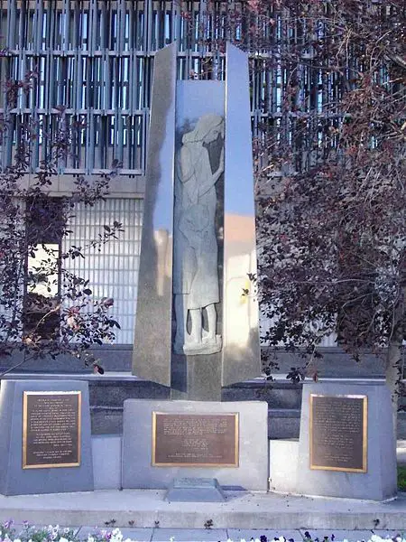 File:HolodomorWinnipeg.jpg