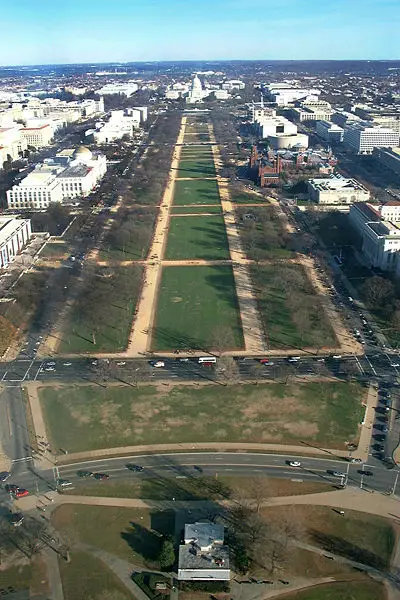 File:Mall-002.JPG