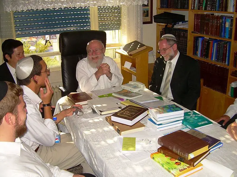 File:Rabbi Dov Lior.JPG