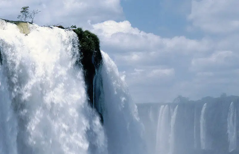 File:Iguacu-001.jpg
