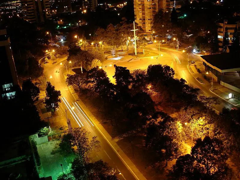 File:Guatemalaplazajpii.jpg