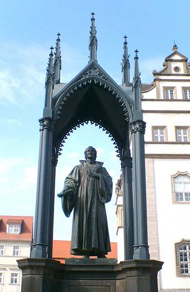 File:Melanchthondenkmal-WB.jpg