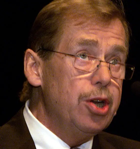File:Vaclav Havel IMF.jpg