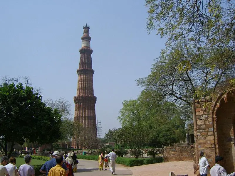 File:India-Qutb-Tower.jpg
