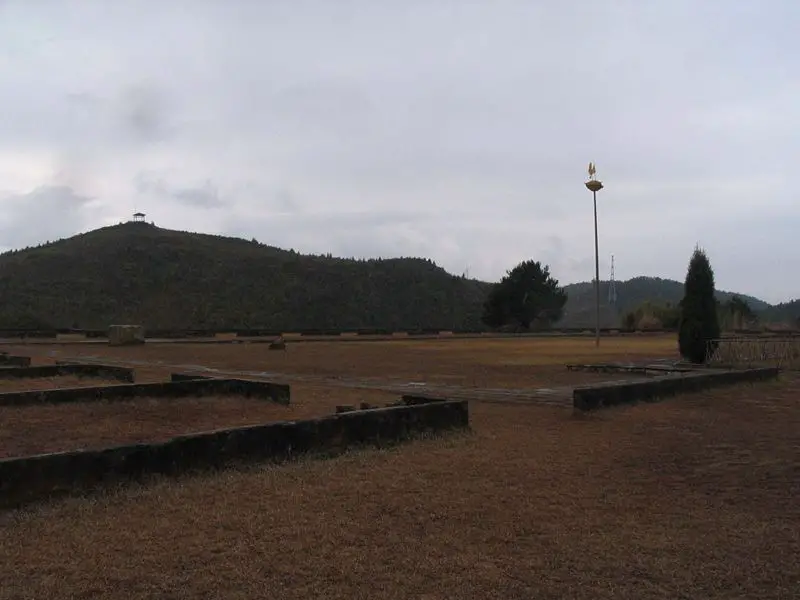 File:Minyuewangcheng-5.jpg