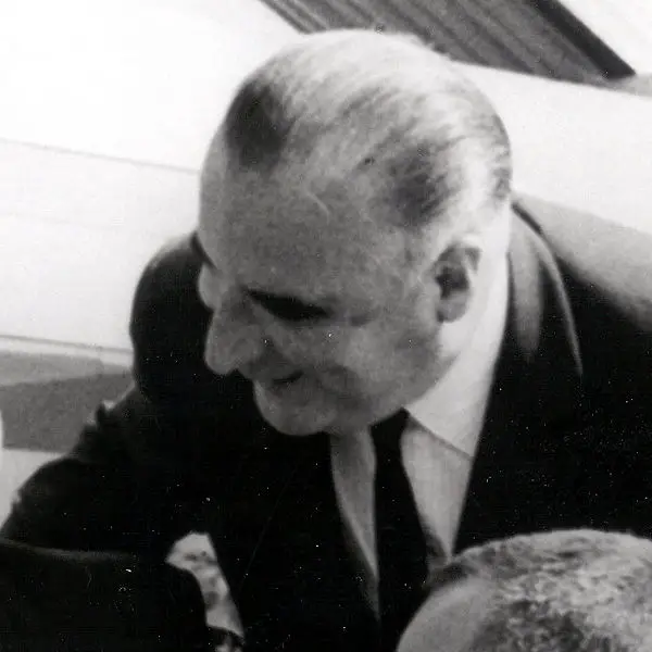 Pompidou New World Encyclopedia