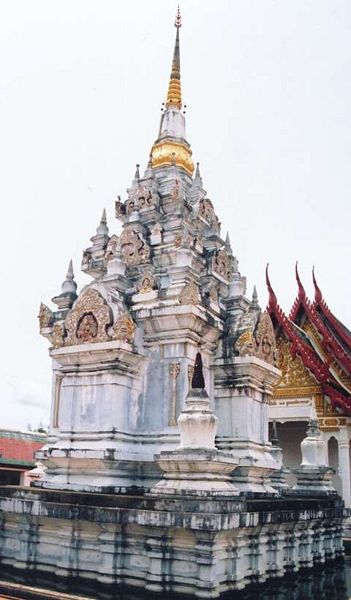 File:Borom That Chaiya.jpg