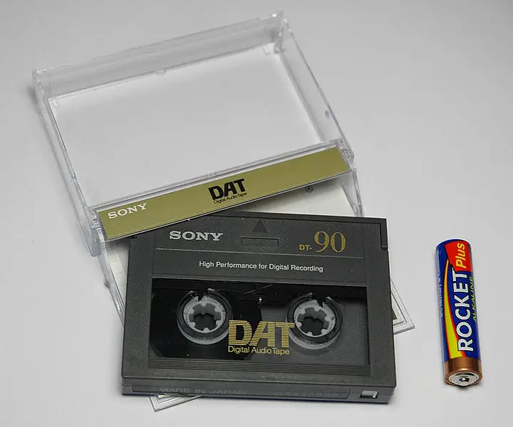 File:Dat cartridge.jpg