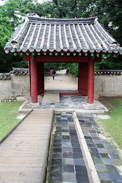 File:Jongmyo5.jpg