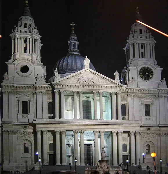 File:StPauls-Night.jpg