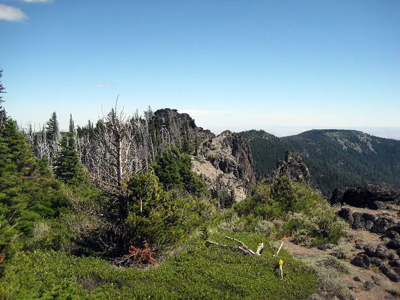 File:Badger Creek Wilderness Divide.jpg