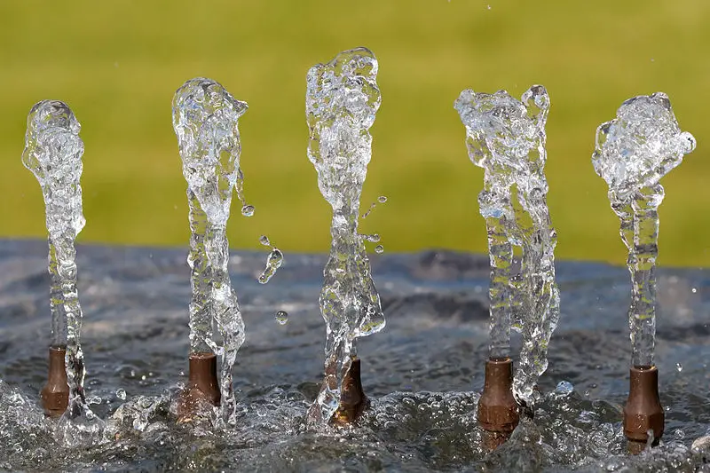 File:Water fountain 6178.jpg