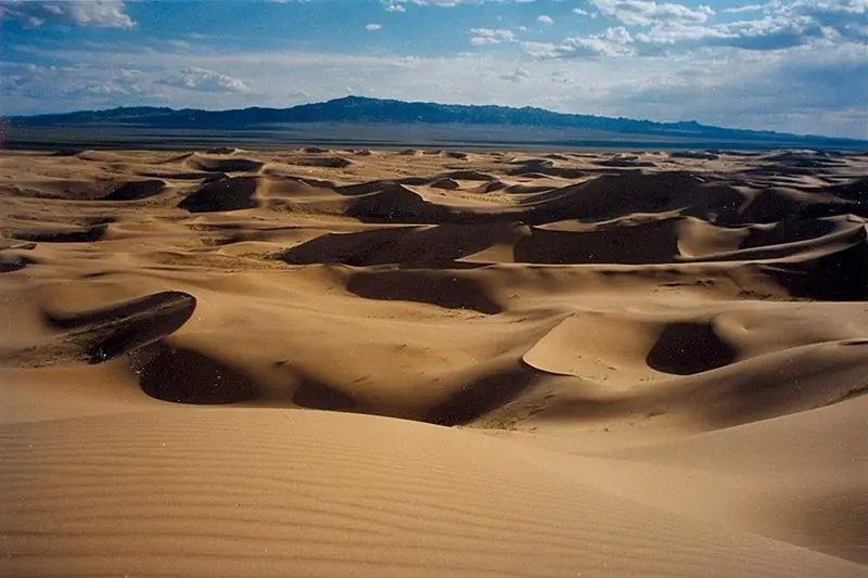 File:KhongorynEls.jpg