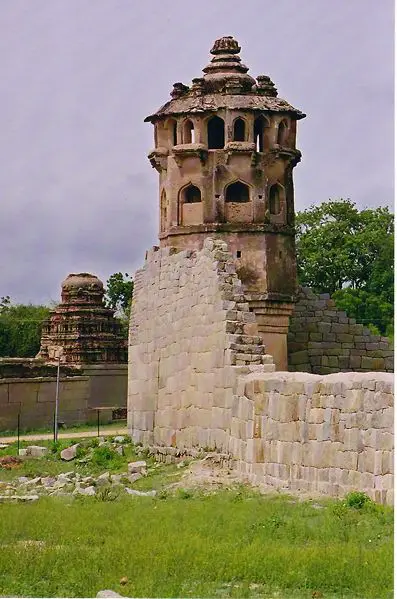 File:Palace Watchtower DK.jpg