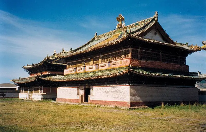 File:ErdeneZuuKhiidTemple.jpg