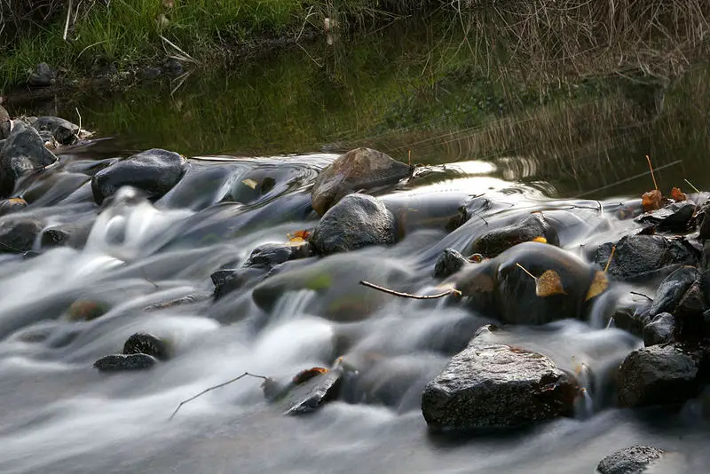 File:Tambo river.jpg