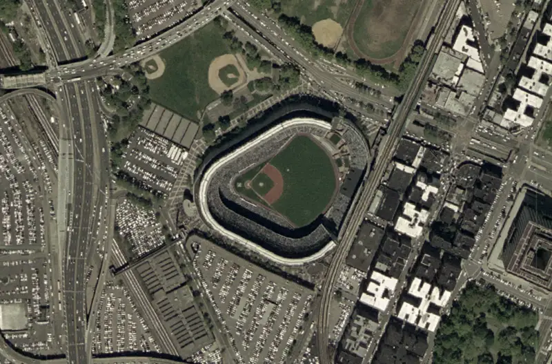 File:Yankeestadium.png