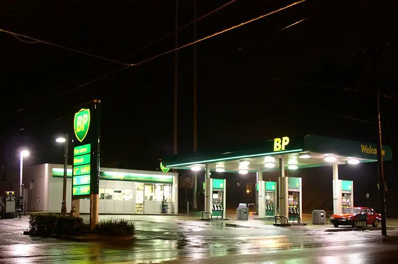 File:Bp station zanesville ohio.jpg