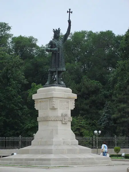 File:Stefan Chisinau.jpg