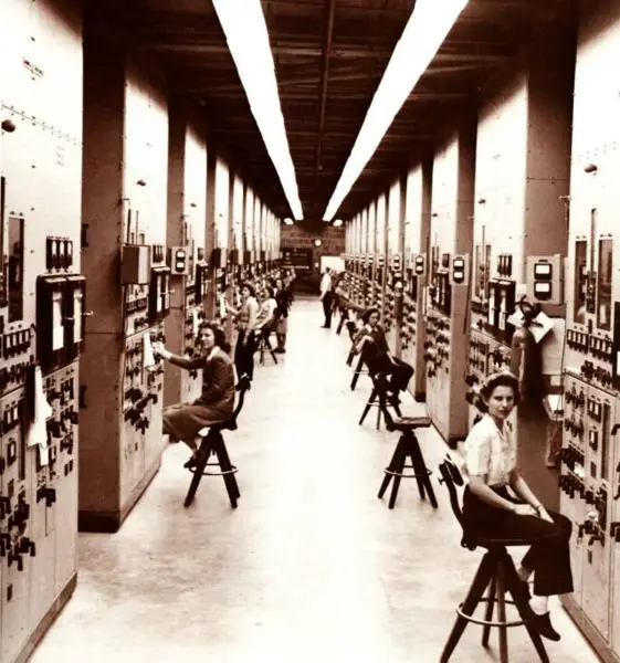 File:Calutrons at Oak Ridge.jpg