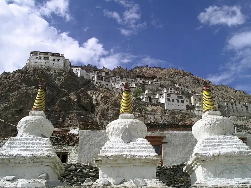 File:YG2507.jpg