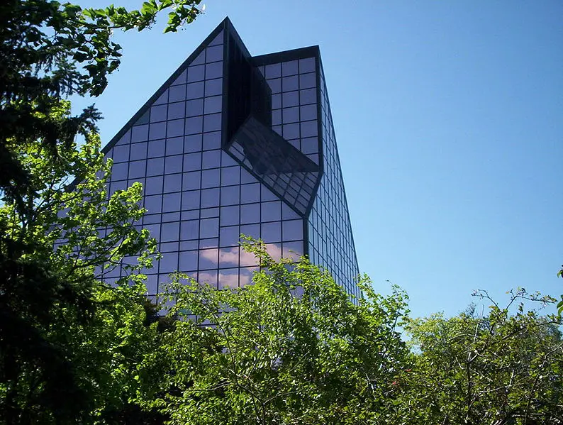 File:Winnipeg Mint.JPG