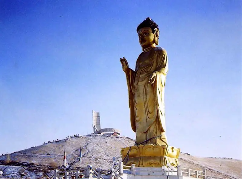 File:BuddhaUlaanbaatar.jpg