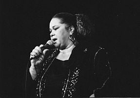 Etta James in 1990