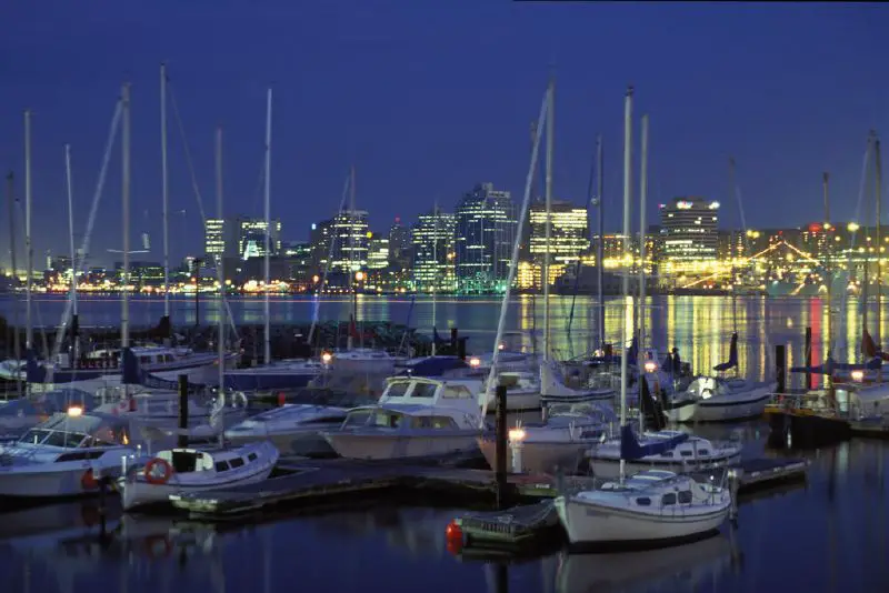 File:Halifaxnighttime.jpg