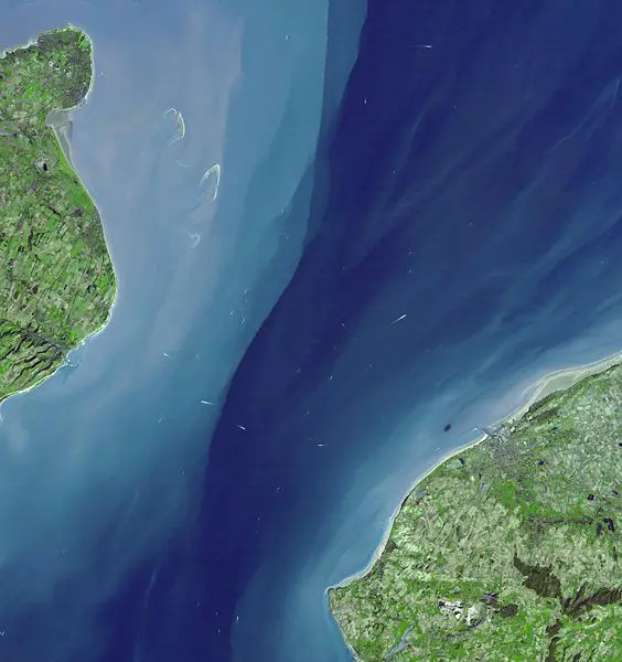 File:Dover AST 2001073 lrg.jpg