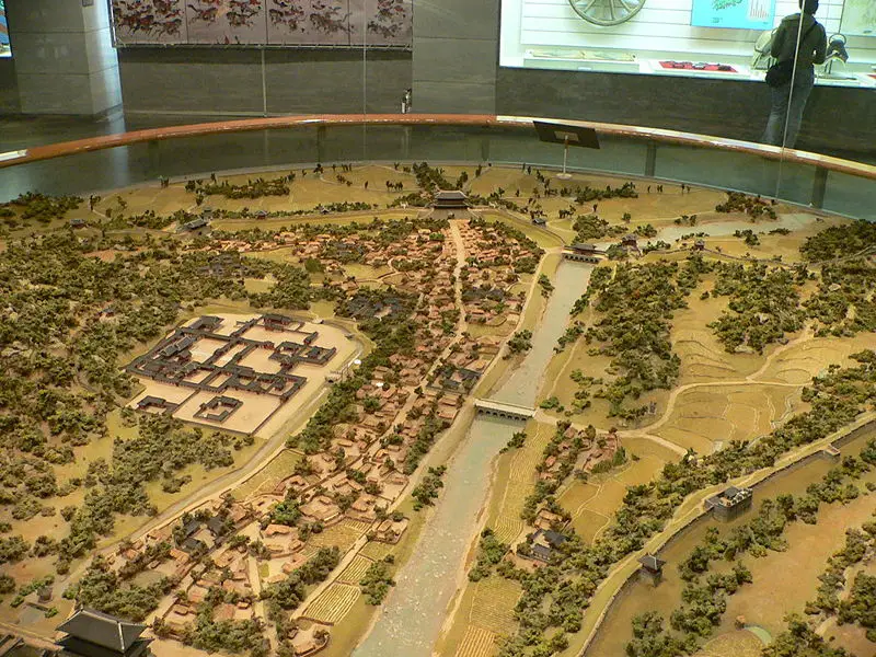 File:Suwon2.jpg