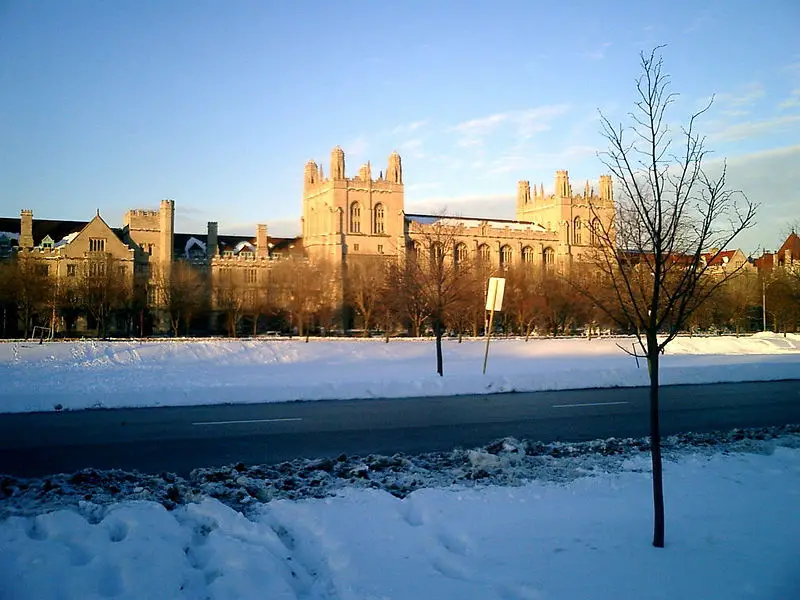 File:Uofcikenny.jpg
