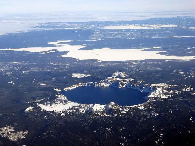 File:Aerial Crater Lake.jpg