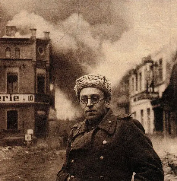 File:Grossman-1945.jpg