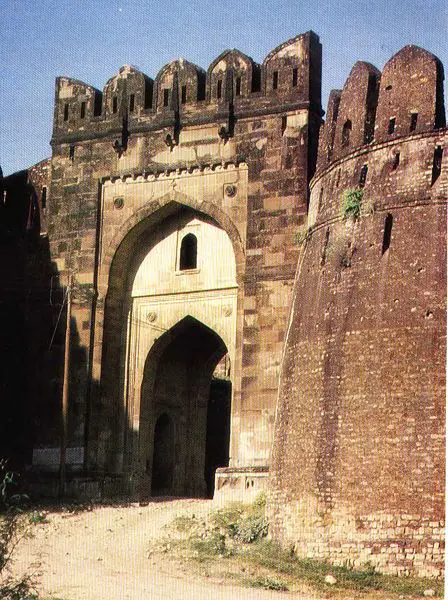 File:Khwas Khani Gate.jpg