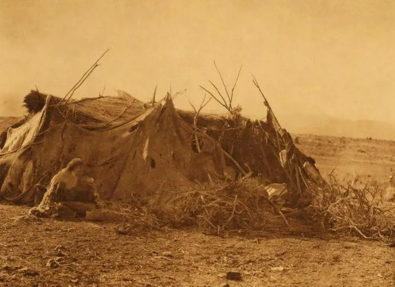 File:Achomawi-summer-hut.jpg