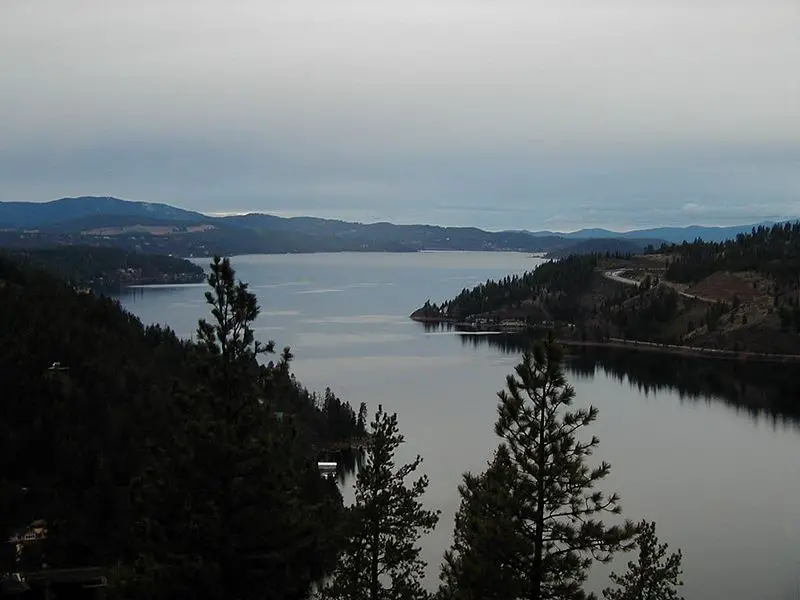 File:Lakecoeurdalenebig.jpg
