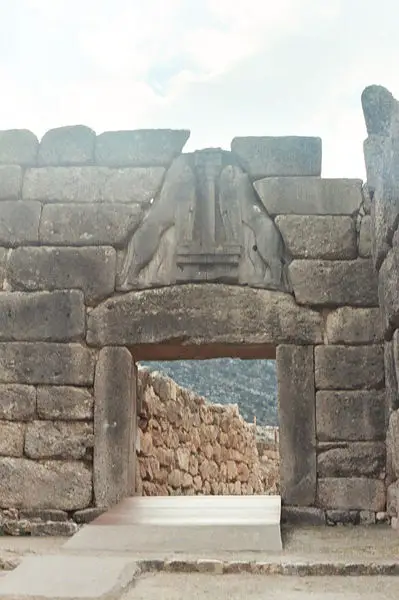 File:Lion Gate at Mycenae.JPG