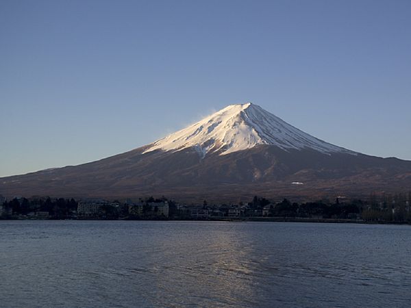 Lava - New World Encyclopedia