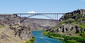 Perrine Bridge spanning the Snake River Canyon at Twin Falls, Idaho
