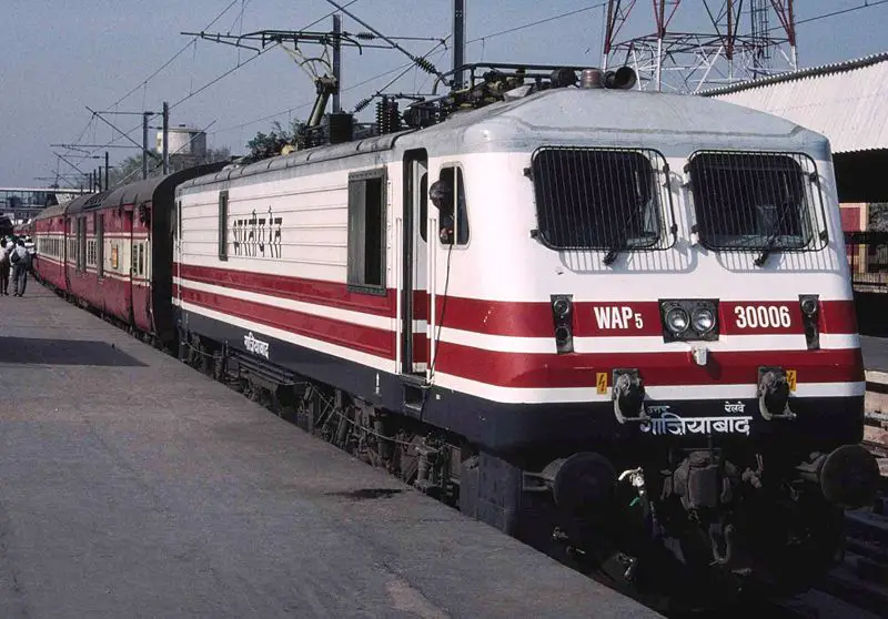 File:WAP5 loco.jpg