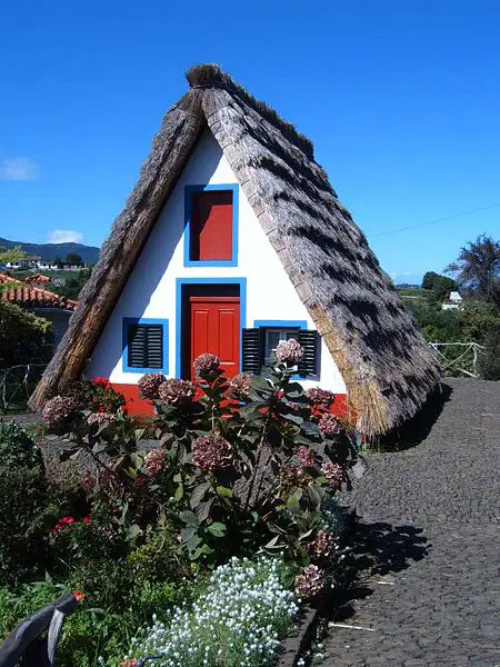 File:Madeira Santana.jpg