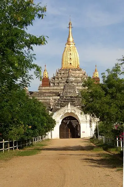 File:Ananda Temple Bagan.jpg