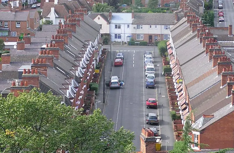 File:Street of terraced housing.jpg